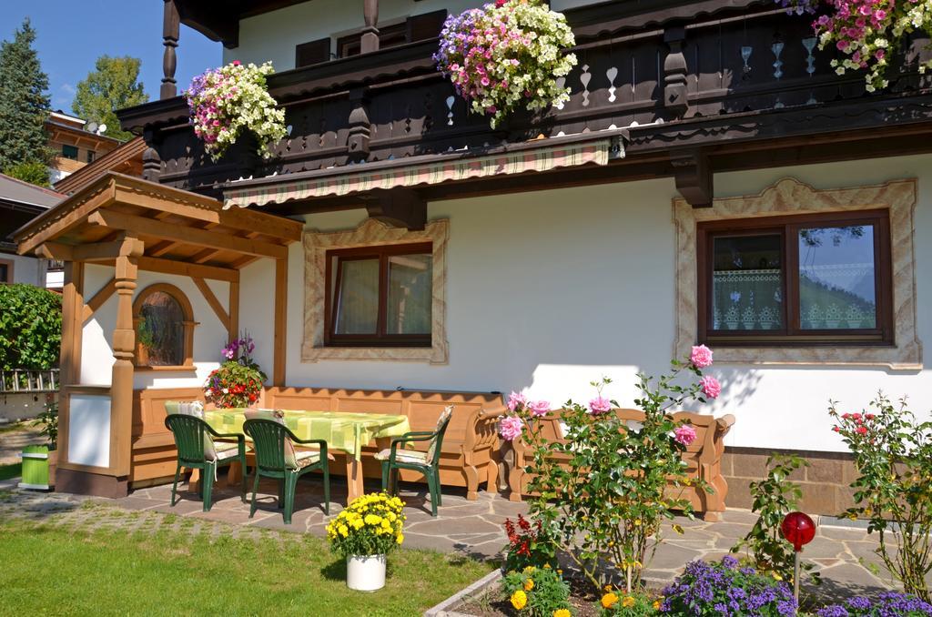 Gaestehaus Friedl Kirchberg in Tirol Ruang foto